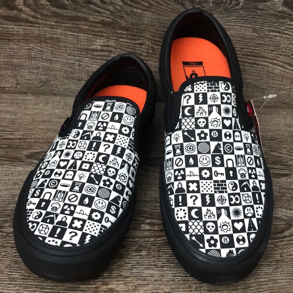 VANS CLASSIC SLIP ON BRAND NEW - Picture 13 of 16